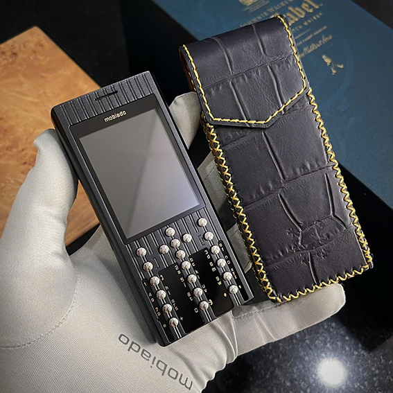 mobiado-pro-3af-black-satin